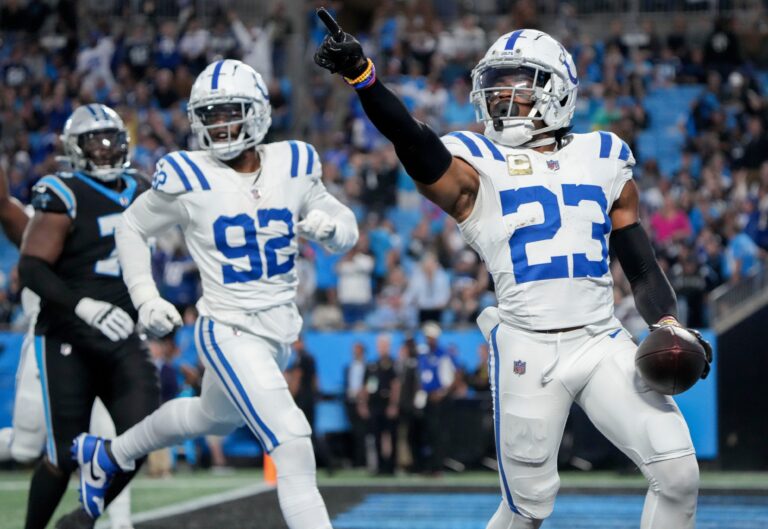 Moore II’s Record-Breaking Interceptions Seal the Deal for Colts Against Panthers in a Stunning Reversal